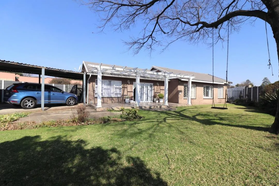 4 Bedroom House to rent in Strubenvale