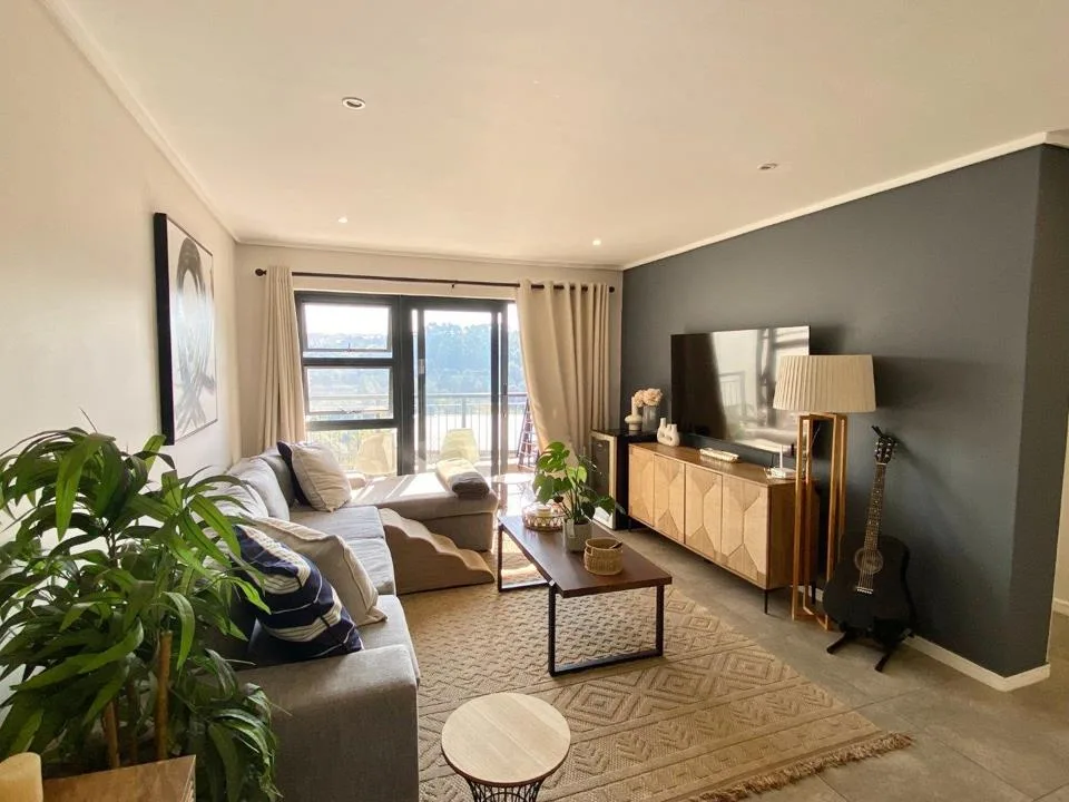 2 Bedroom Apartment / flat to rent in Hillcrest Central