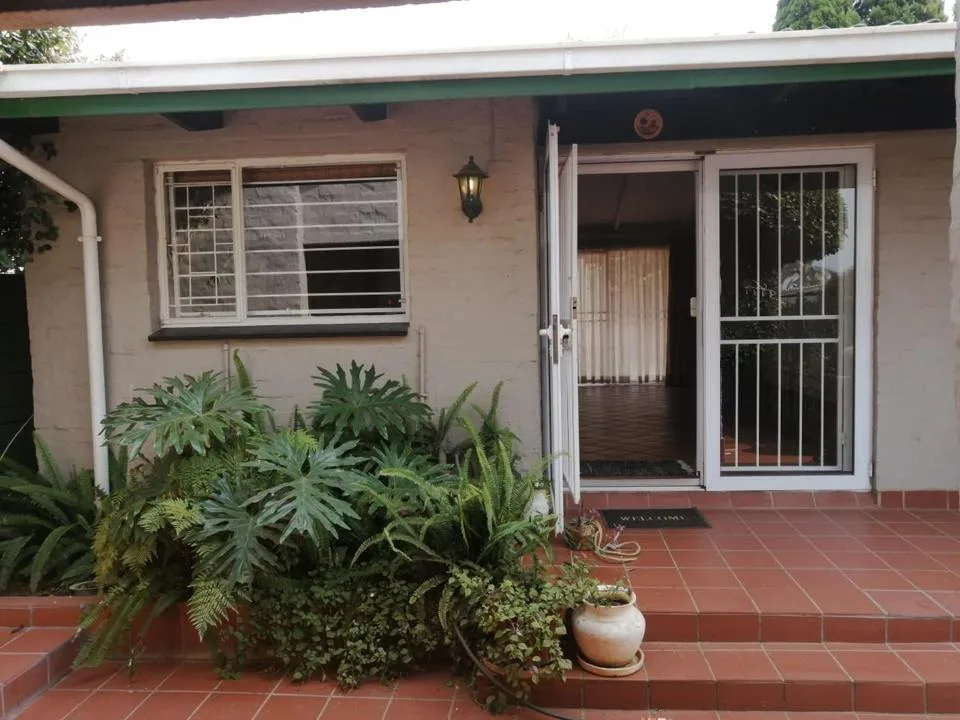 3 Bedroom Townhouse to rent in Elarduspark