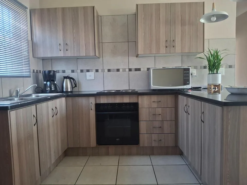 3 Bedroom House for sale in Waterkloof AH