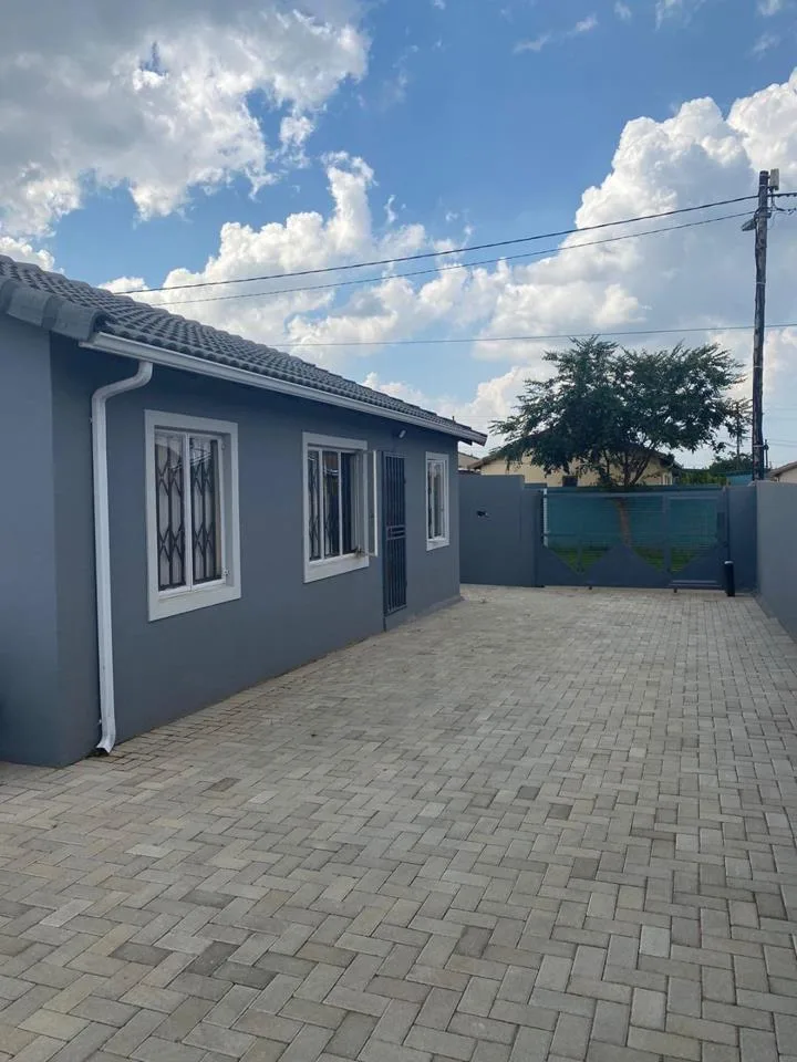 3 Bedroom House to rent in Protea Glen