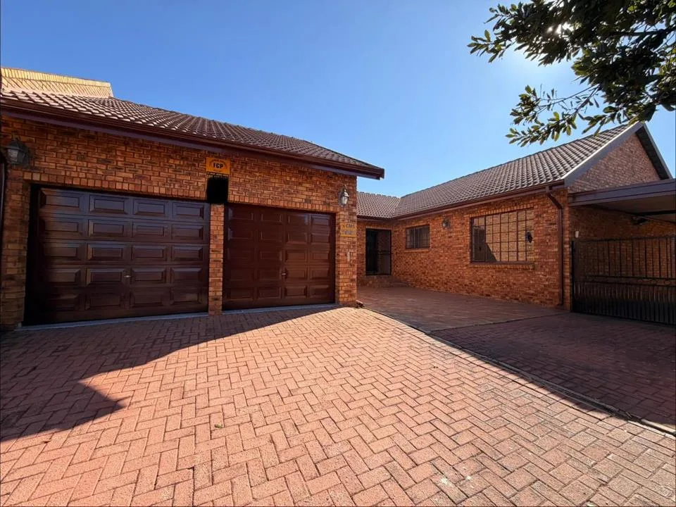 3 Bedroom House to rent in Farrarmere