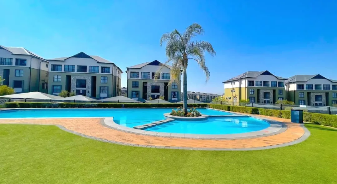 3 Bedroom Apartment / flat to rent in Waterfall