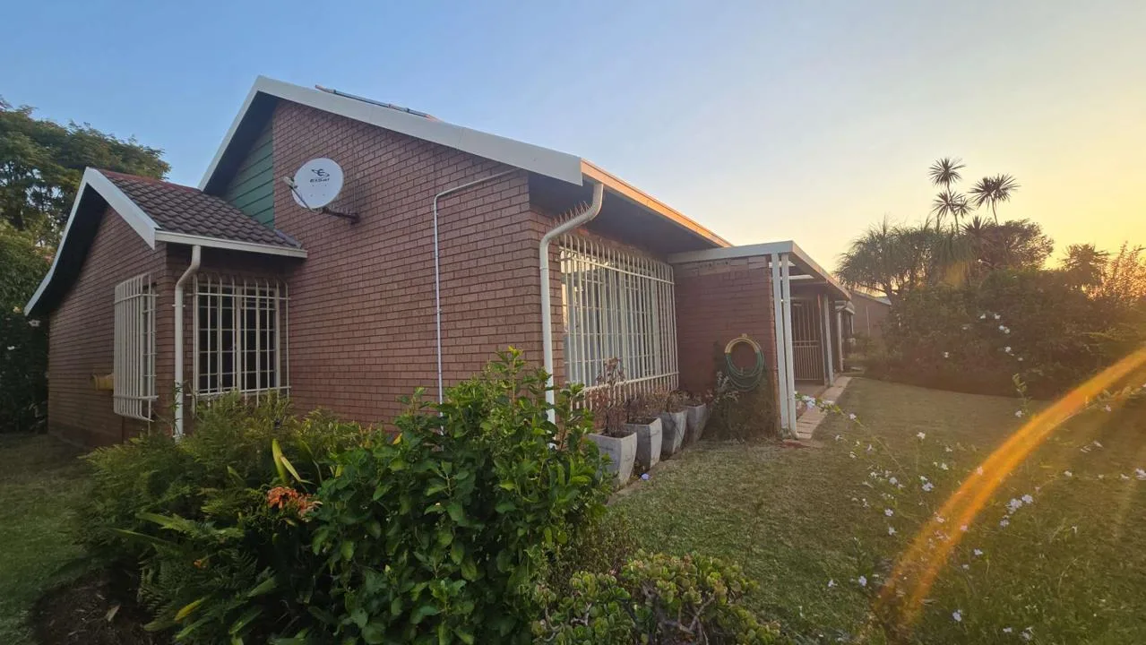 2 Bedroom Townhouse to rent in Montana Park
