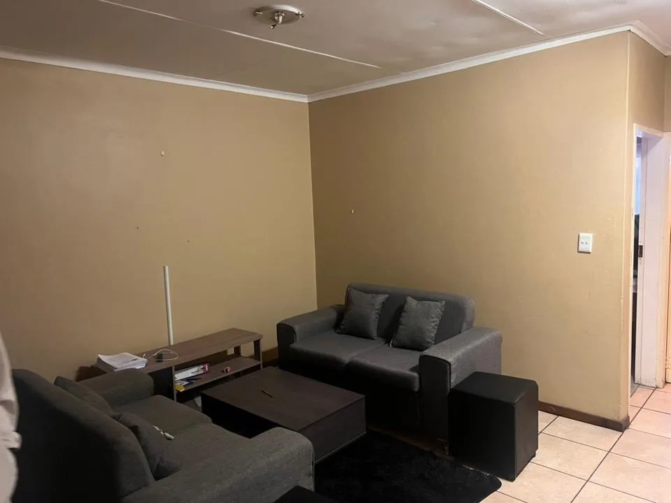 1 Bedroom Apartment / flat to rent in Florida