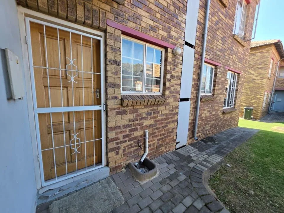 2 Bedroom Apartment / flat to rent in Erand Gardens