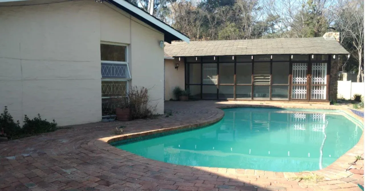 4 Bedroom House to rent in Bryanston