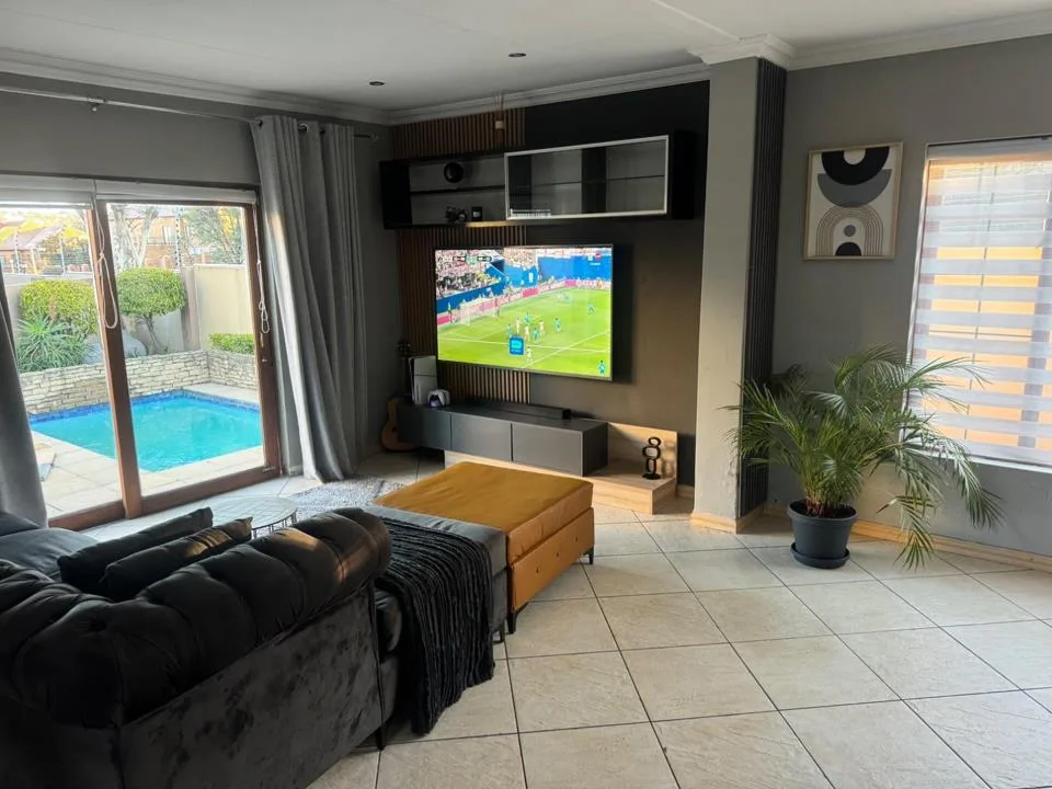 3 Bedroom House to rent in Bassonia Rock