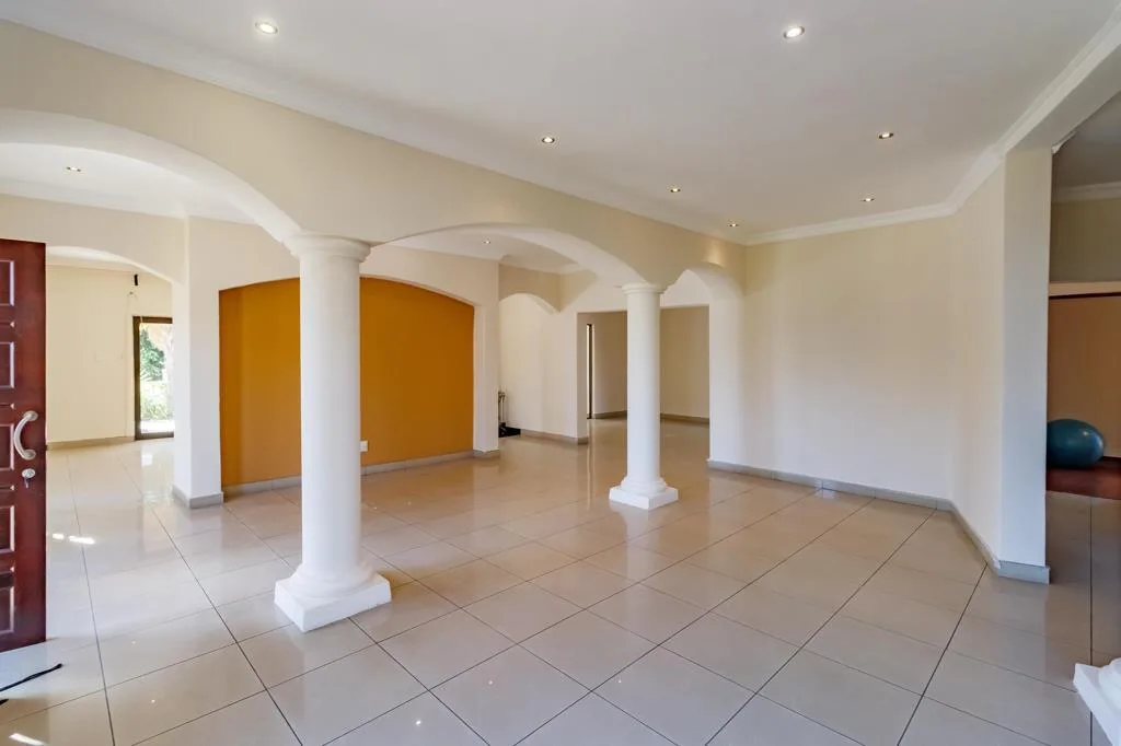 5 Bedroom House to rent in Valley View Estate