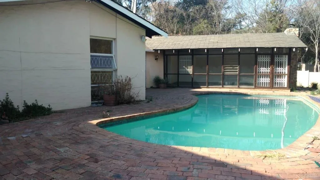 4 Bedroom House to rent in Bryanston