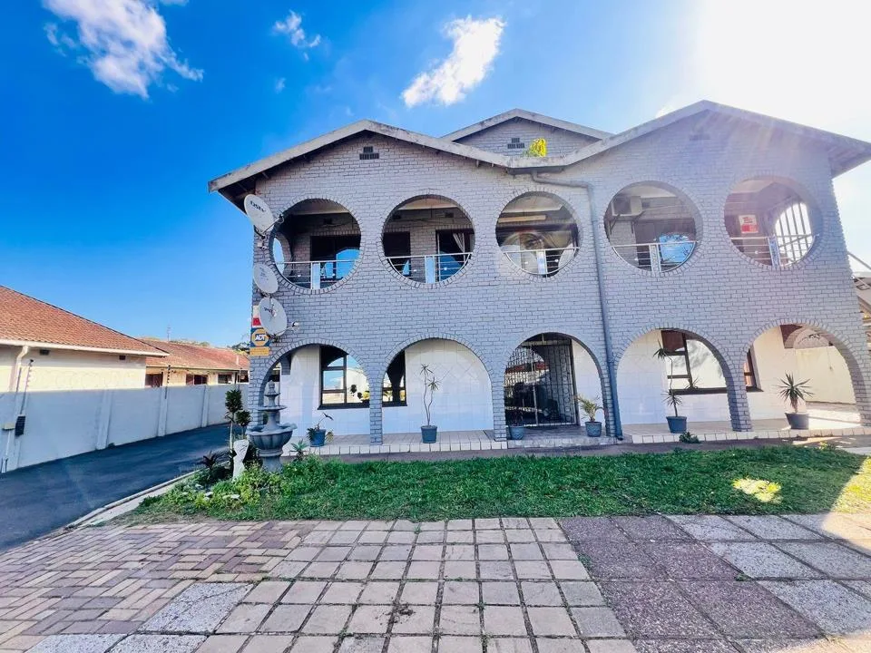 4 Bedroom House to rent in Isipingo Rail