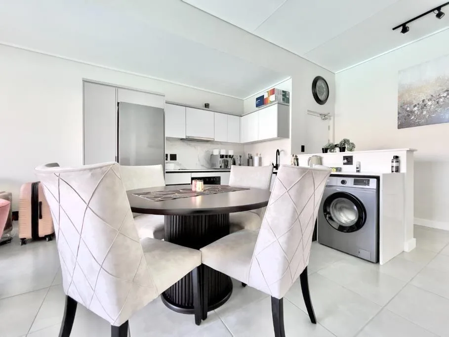 3 Bedroom Apartment / flat to rent in Waterfall