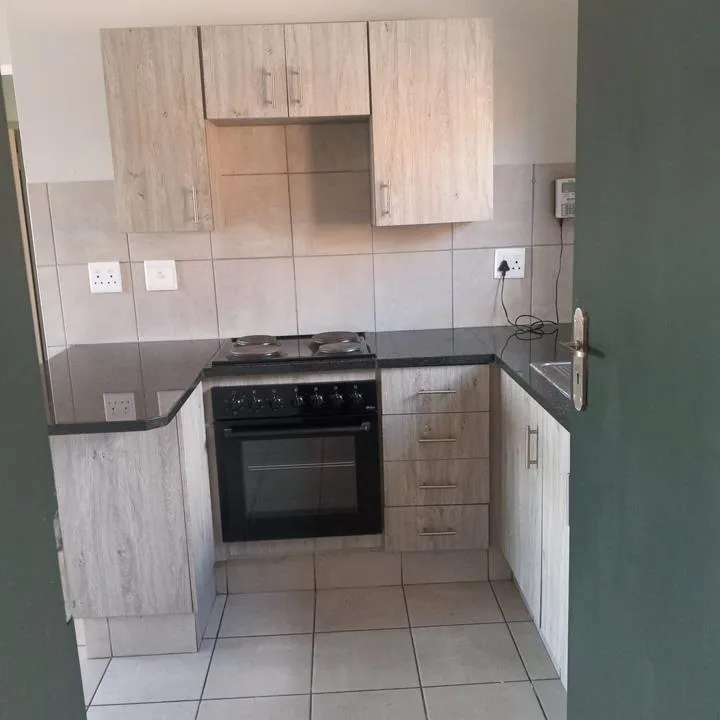 2 Bedroom Apartment / flat to rent in La Montagne
