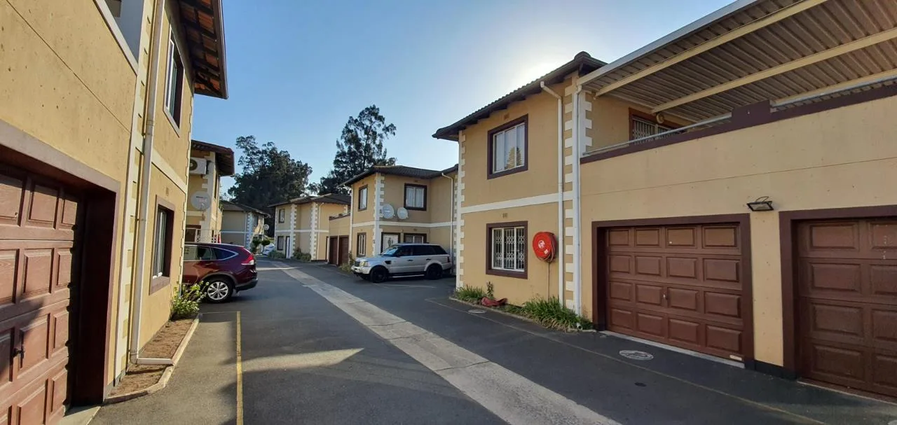 2 Bedroom Townhouse to rent in Brindhaven