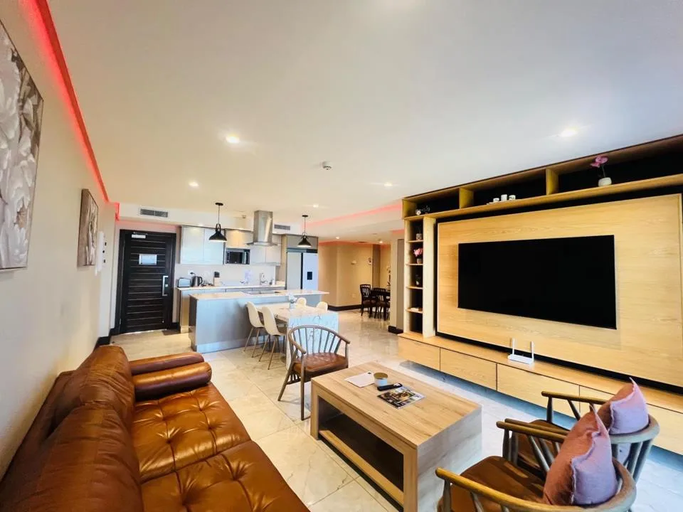 3 Bedroom Apartment / flat to rent in Umhlanga Ridgeside