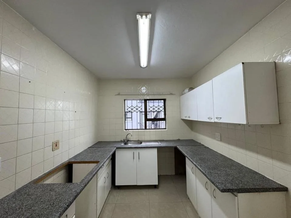 2 Bedroom Apartment / flat to rent in Essenwood