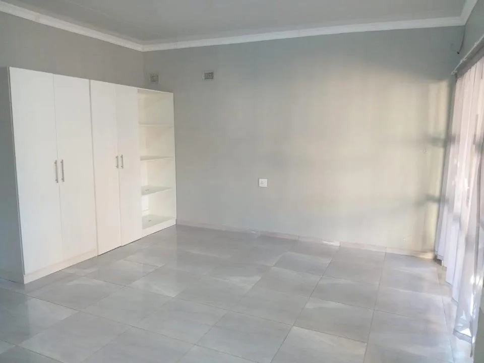 1 Bedroom Apartment / flat to rent in Meer En See