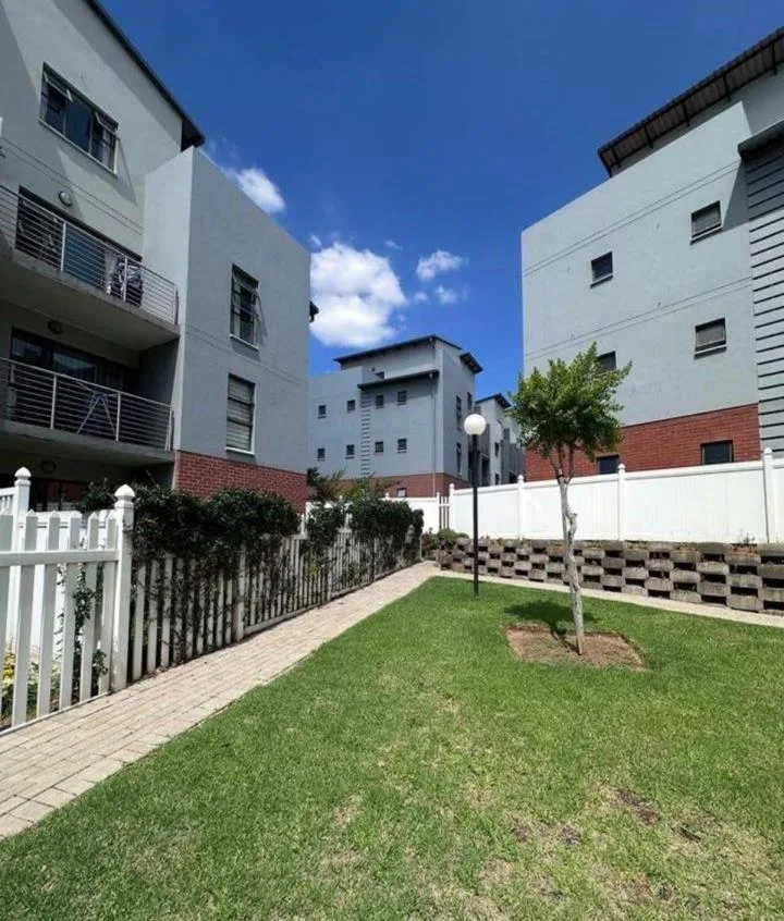 3 Bedroom Apartment / flat to rent in Barbeque Downs