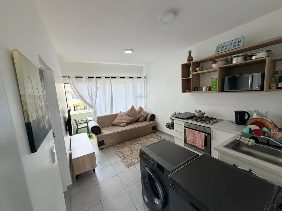 2 Bedroom Apartment / flat to rent in Sheffield Beach