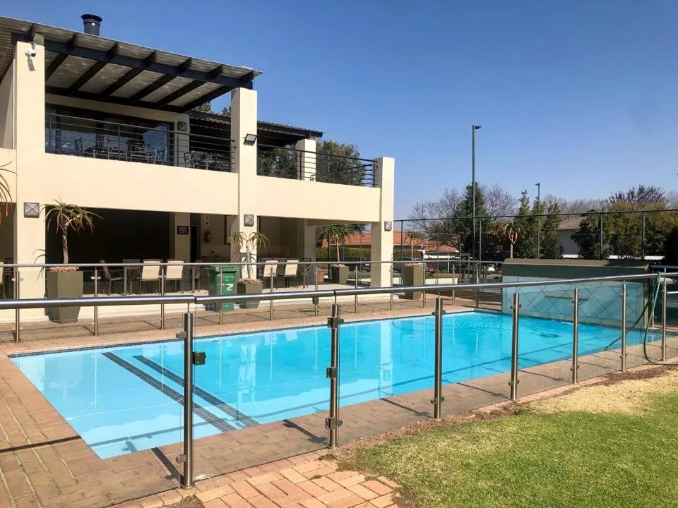 2 Bedroom Apartment / flat to rent in Maroeladal