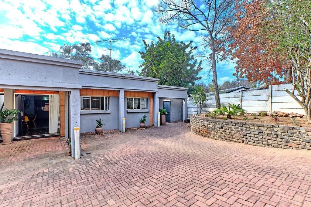 2 Bedroom Apartment / flat to rent in Woodmead