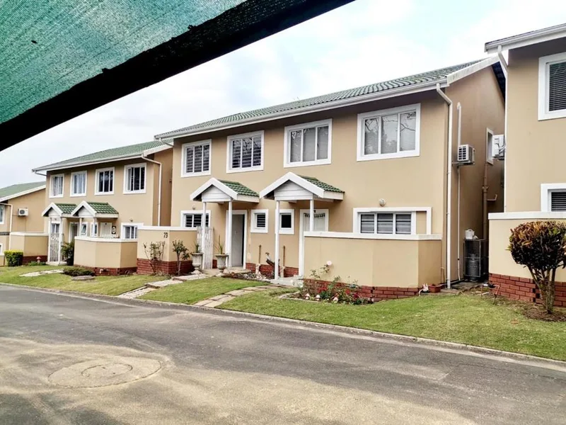 3 Bedroom Apartment / flat to rent in Mount Edgecombe North