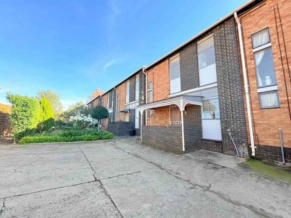 2 Bedroom Apartment / flat to rent in Huttenheights