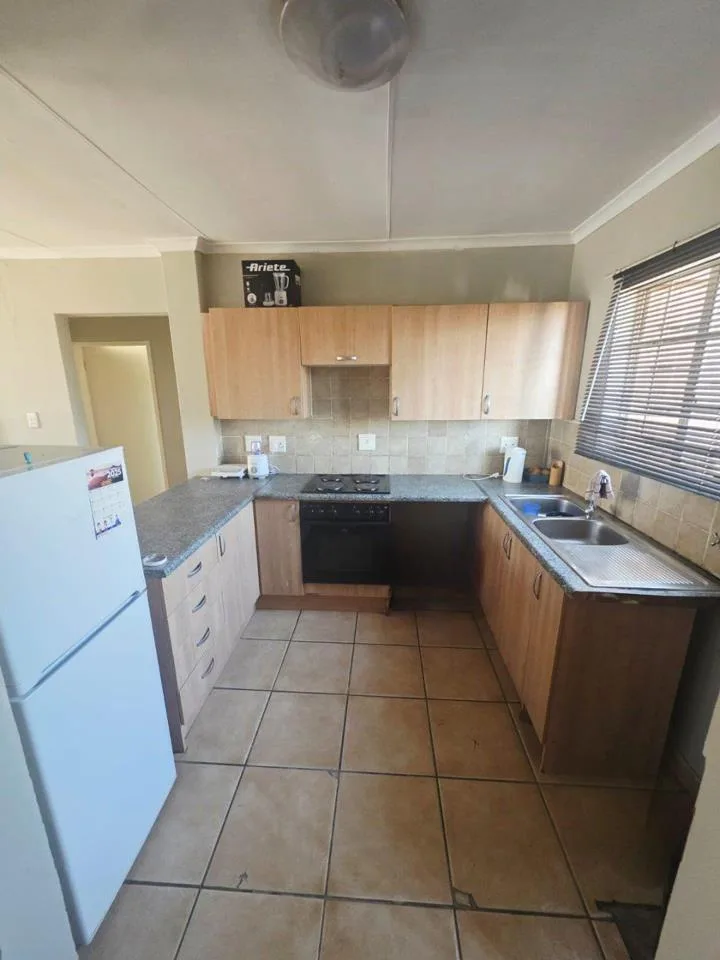 2 Bedroom Apartment / flat to rent in Castleview