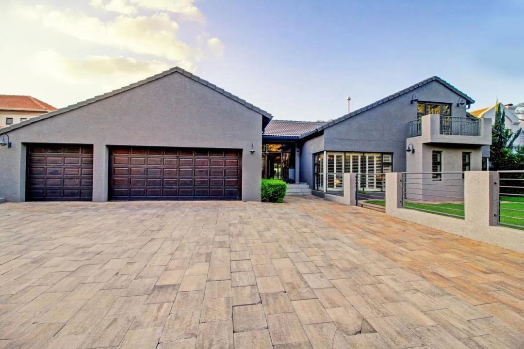 5 Bedroom House to rent in Woodhill Golf Estate