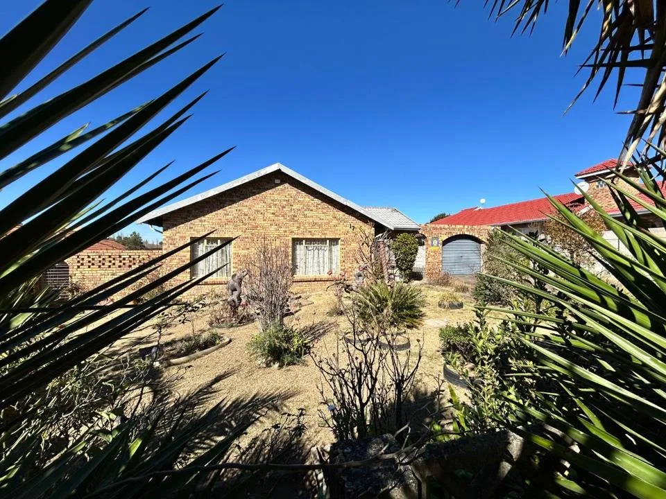 3 Bedroom House to rent in Pioneer Park
