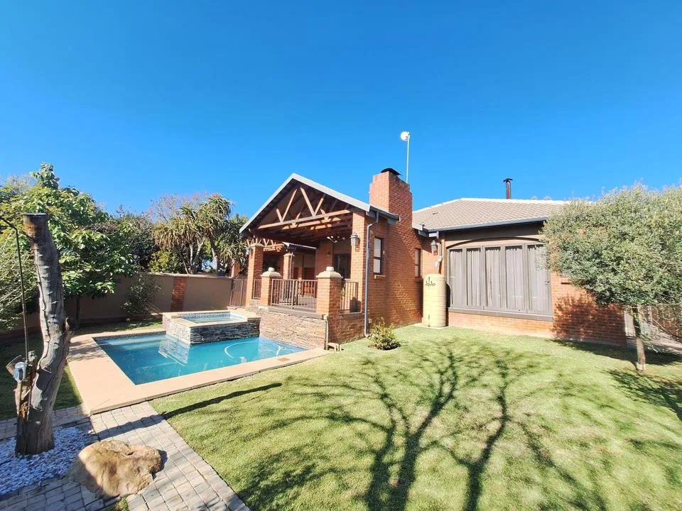 3 Bedroom House to rent in Poortview