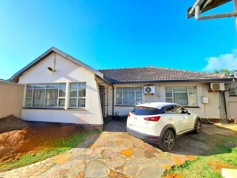 5 Bedroom House to rent in Bluff