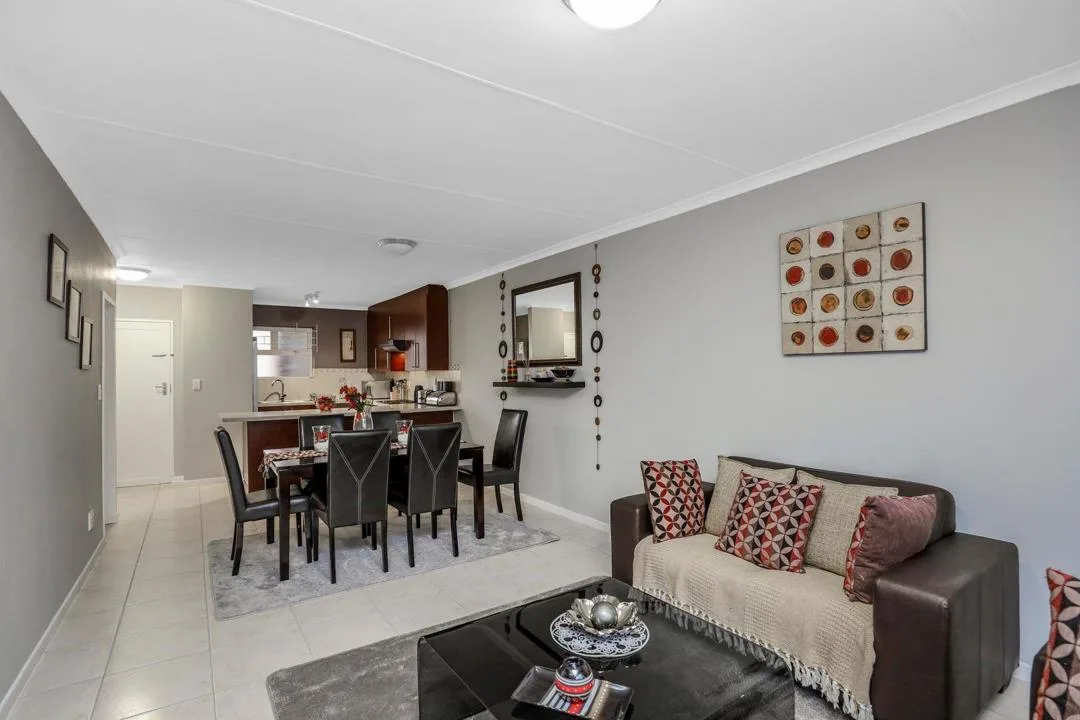 2 Bedroom Apartment / flat to rent in Rivonia
