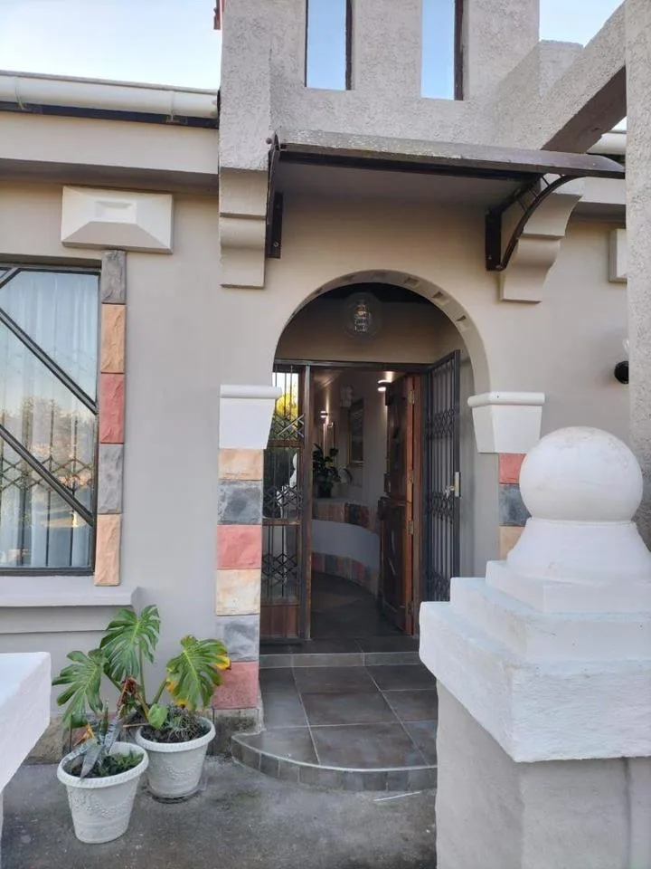 4 Bedroom House to rent in Ashburton