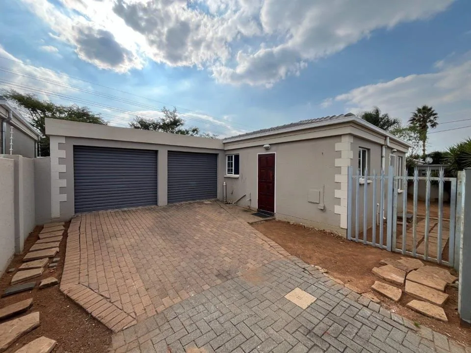 2 Bedroom Townhouse to rent in Noordwyk