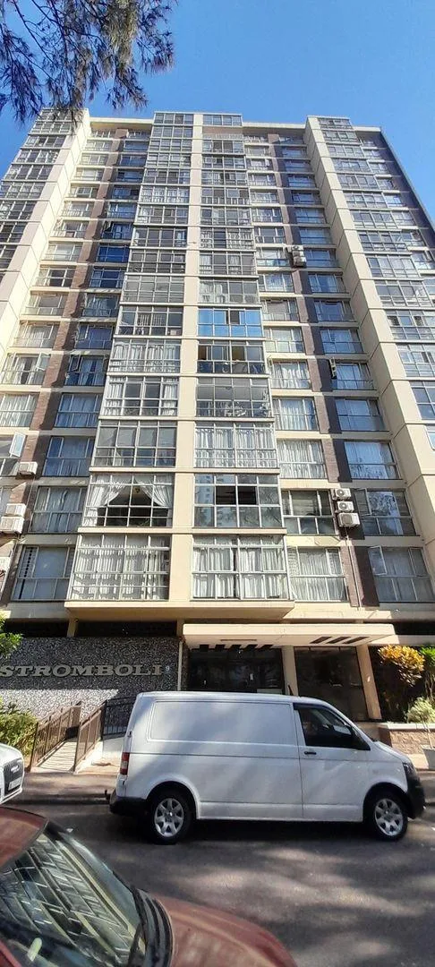 2 Bedroom Apartment / flat to rent in North Beach