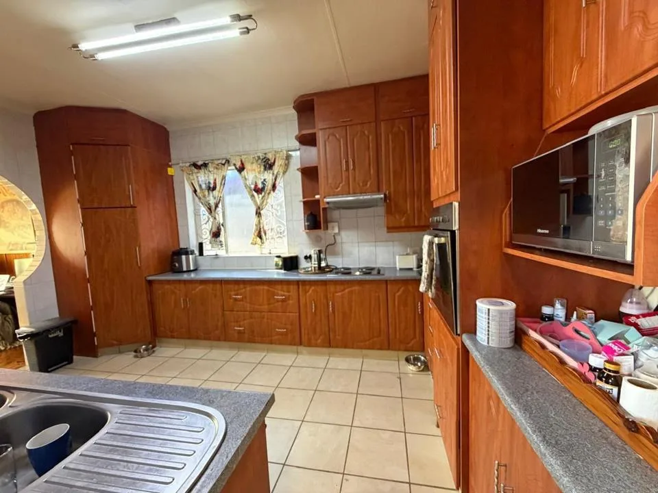 3 Bedroom House to rent in Geduld