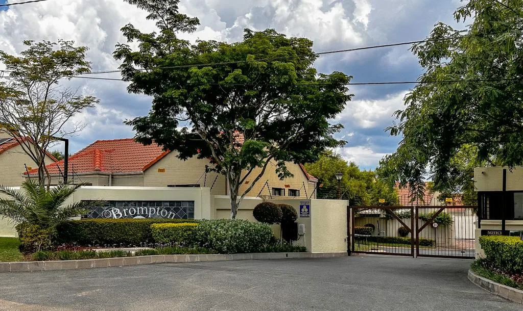 2 Bedroom Apartment / flat to rent in Fourways