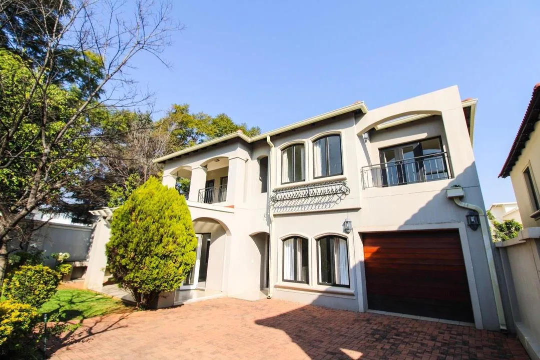 4 Bedroom House to rent in Bryanston