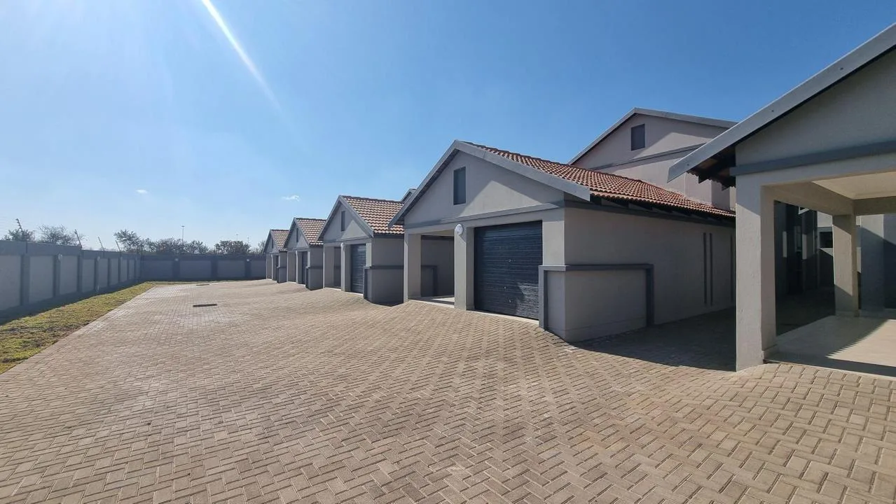 3 Bedroom Townhouse to rent in Doornpoort