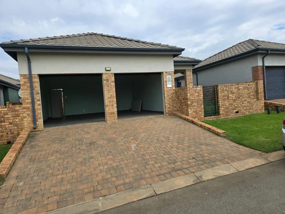 3 Bedroom Townhouse to rent in Lion Pride