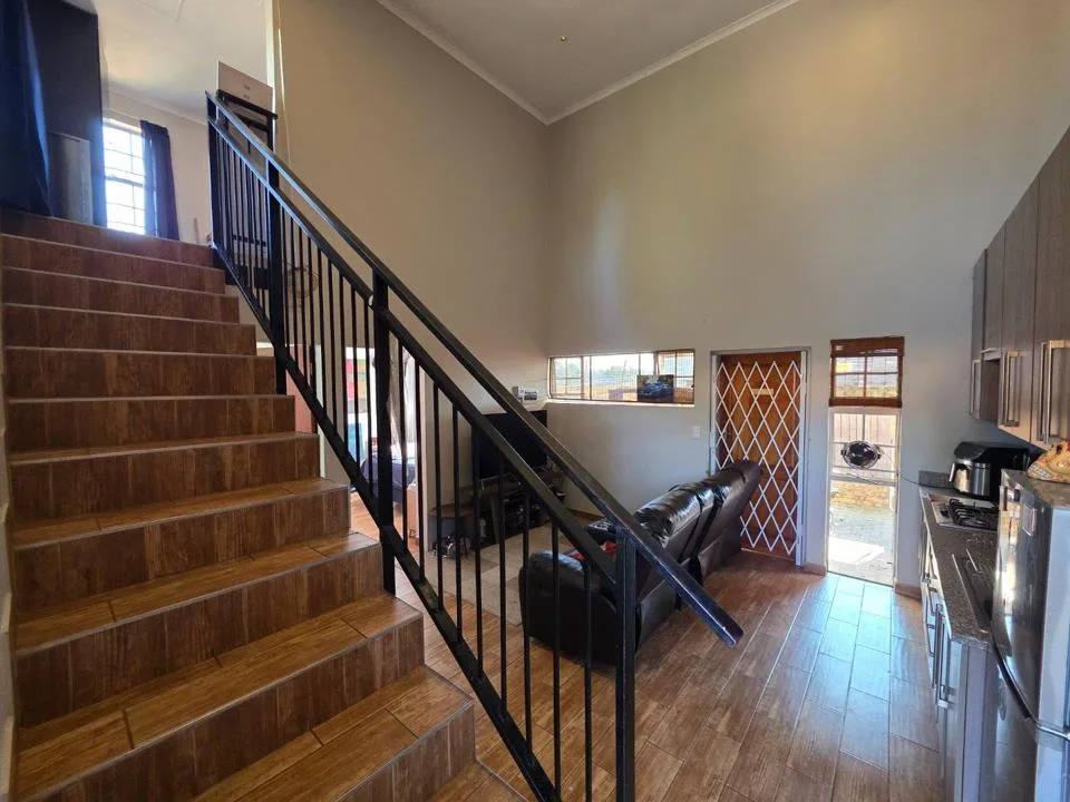 2 Bedroom Apartment / flat to rent in Kameeldrift East