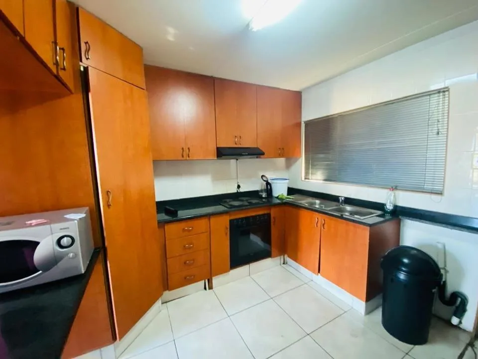 2 Bedroom Apartment / flat to rent in Montclair