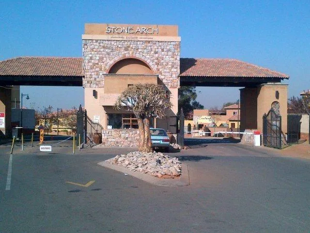 2 Bedroom Apartment / flat to rent in Castleview