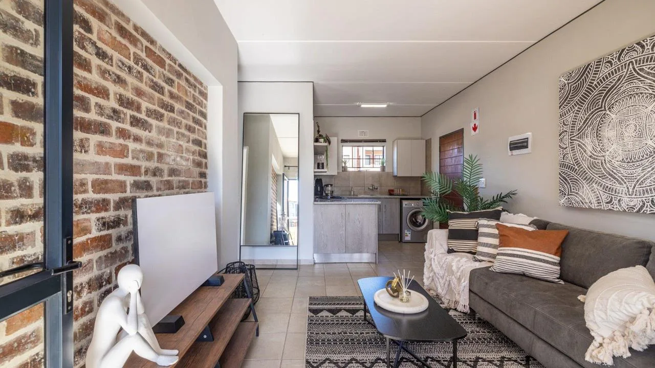 2 Bedroom Apartment / flat to rent in Orlando East