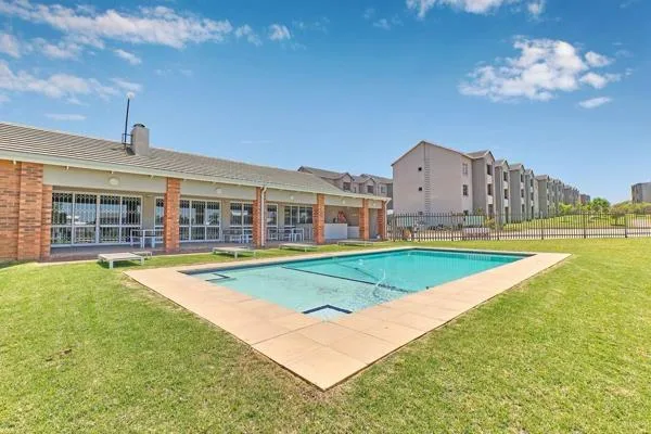 2 Bedroom House to rent in Blue Hills