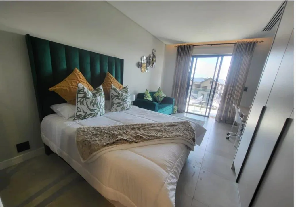0.5 Bedroom Apartment / flat to rent in Waterfall