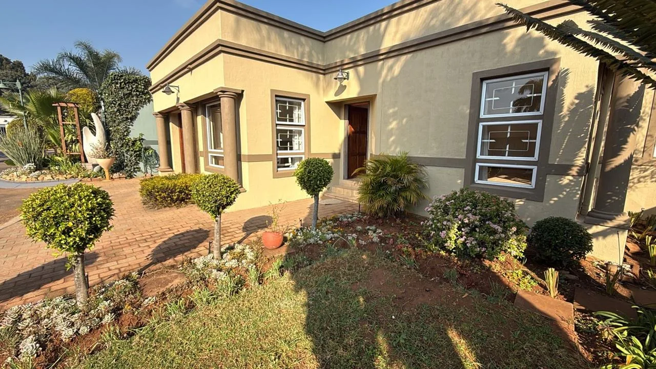 3 Bedroom House to rent in The Willows