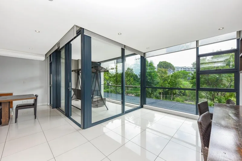 2 Bedroom Apartment / flat to rent in Houghton Estate