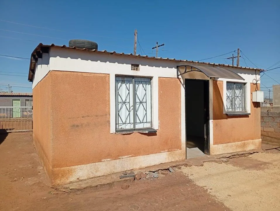 2 Bedroom House to rent in Zonkezizwe